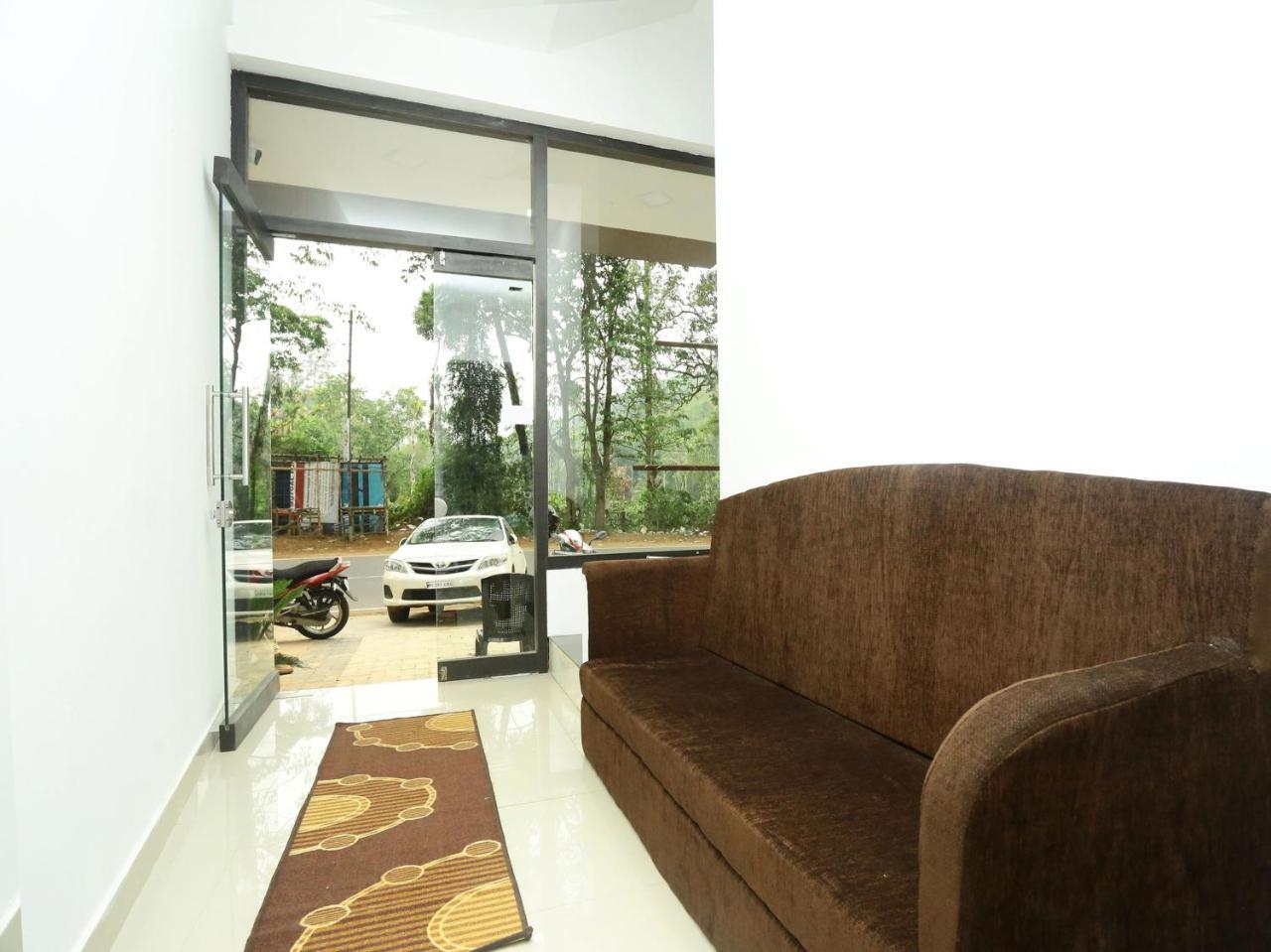 Отель Oyo 12978 Igloo Residency Витхири Экстерьер фото